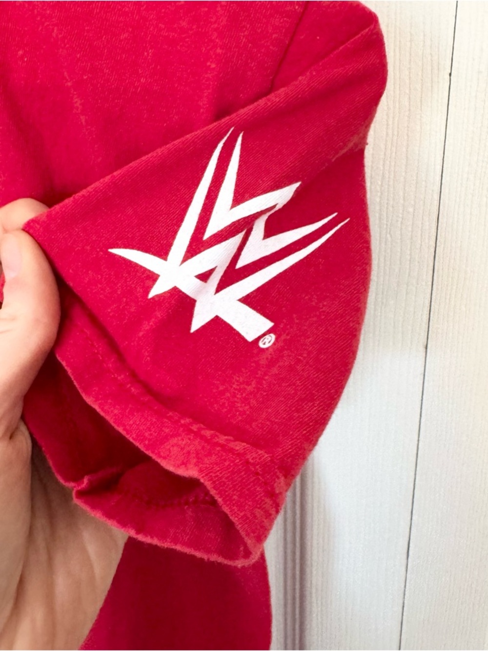 WWE RAW Youth Red Graphic Tee - Youth Medium - Picture 2 of 4
